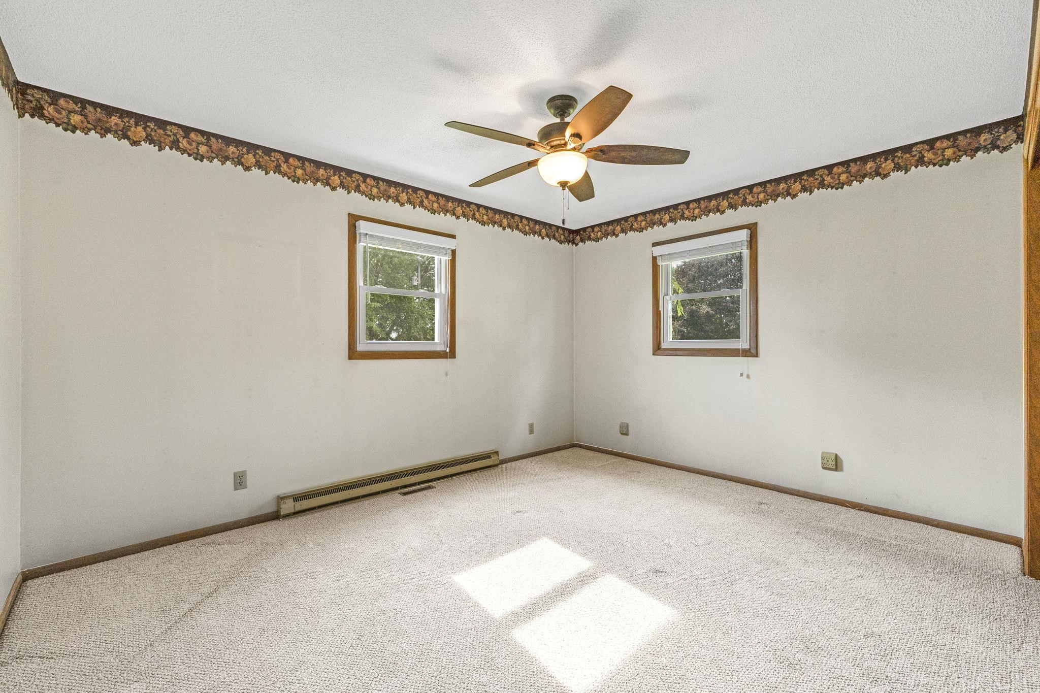21 Yvonna Street Leesburg, IN 46538 - Photo 20 of 36
