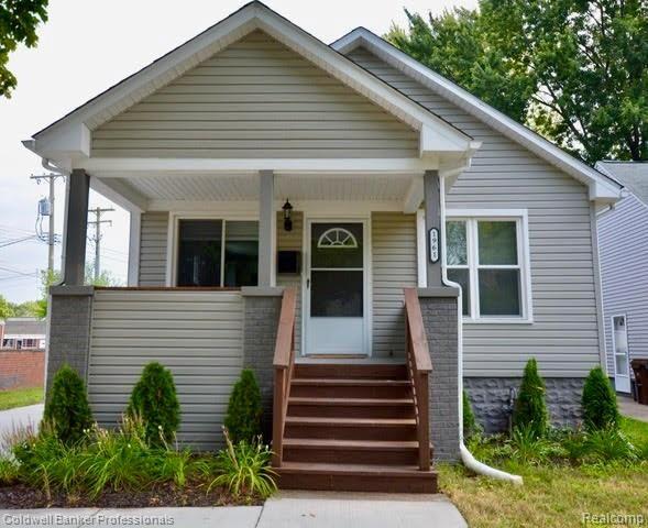 1961 Roslyn Road Grosse Pointe, MI 48236 - Photo 1 of 35 roslyn photo 1.jpg