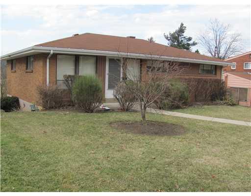 426 Lindsay Road Carnegie, PA 15106 - Photo 1 of 18 Exterior Front.