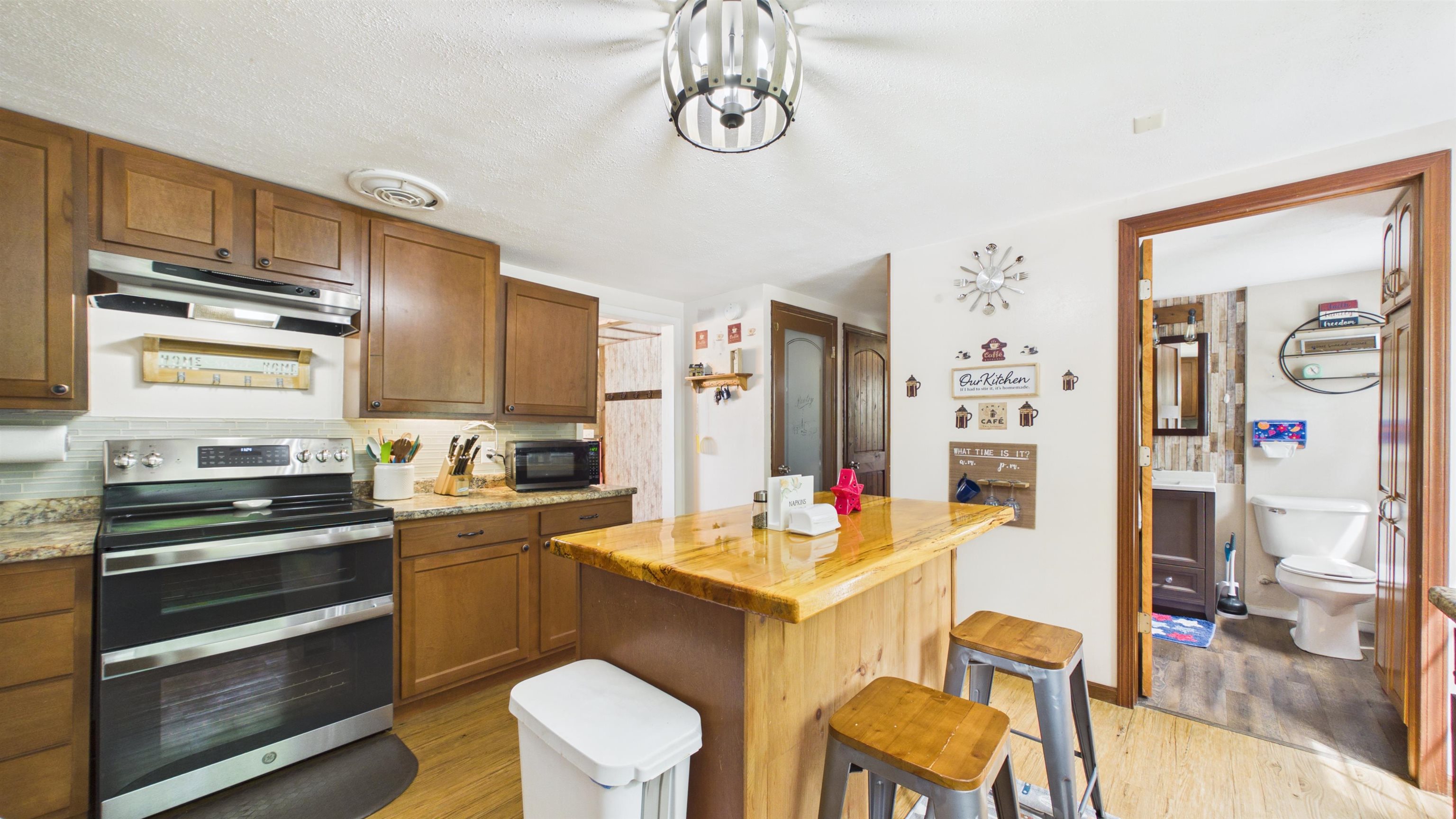 4020 North Ballard Road Appleton, WI 54913 - Photo 14 of 50