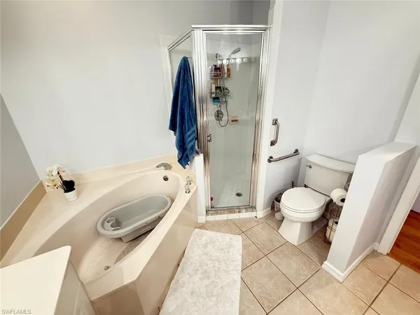 $2,500 | 6210 Wilshire Pines Circle, Unit 1, Naples, FL 34109