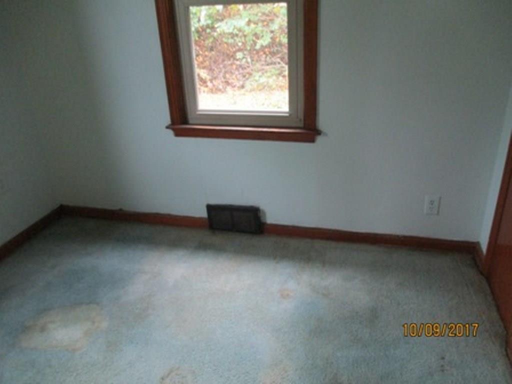 1706 Ridge Rd Extension Ambridge, PA 15003 - Photo 12 of 14