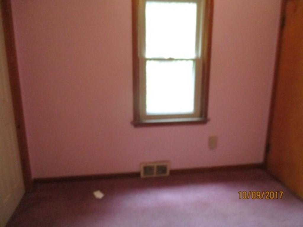 1706 Ridge Rd Extension Ambridge, PA 15003 - Photo 10 of 14