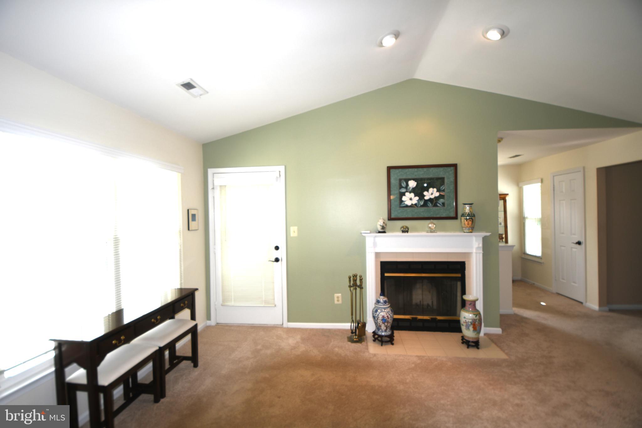 1620 Covington Road Yardley, PA 19067 - Photo 14 of 30 Living area