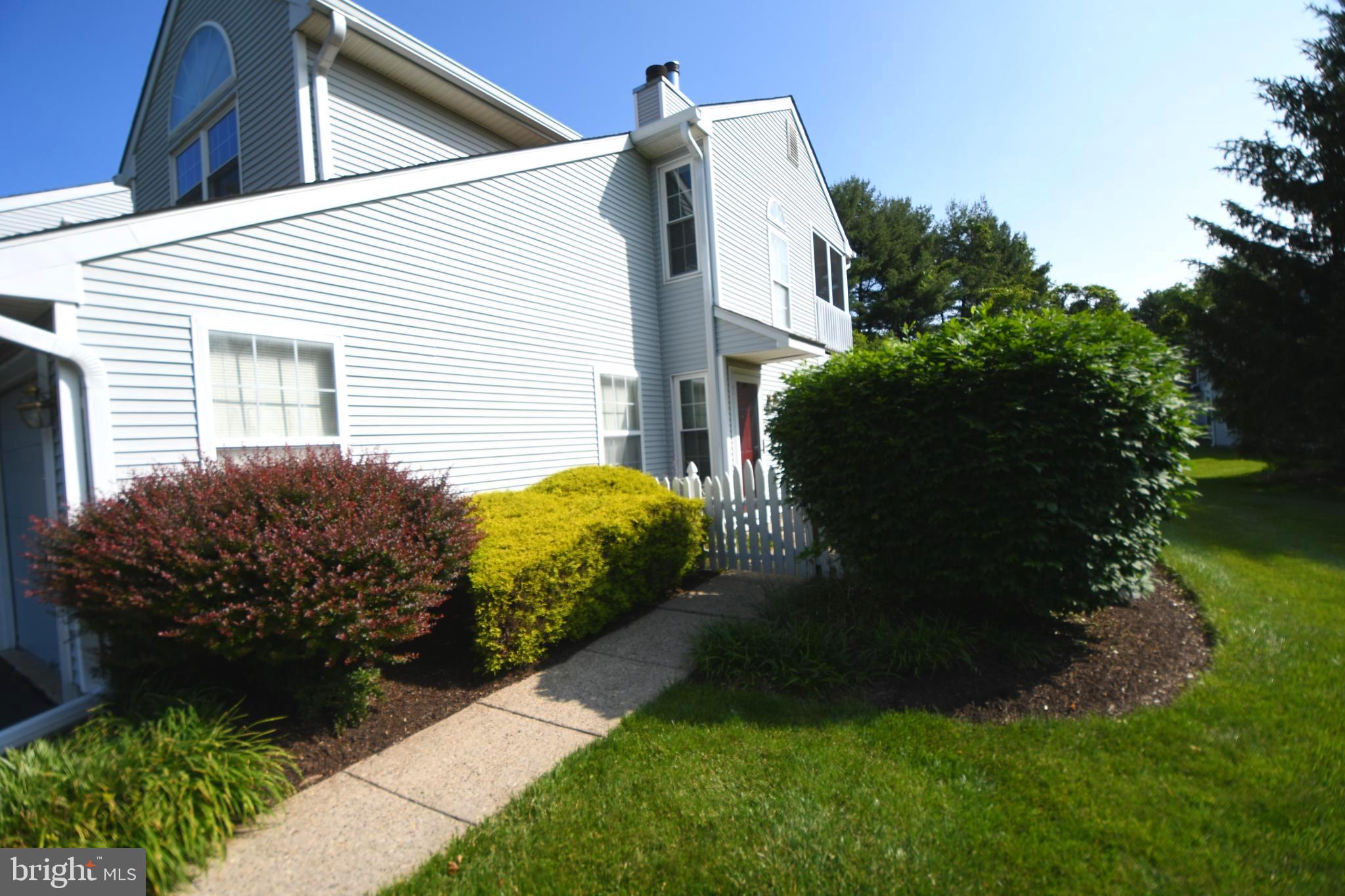 1620 Covington Road Yardley, PA 19067 - Photo 4 of 30 Side entry as well as garage entry to home