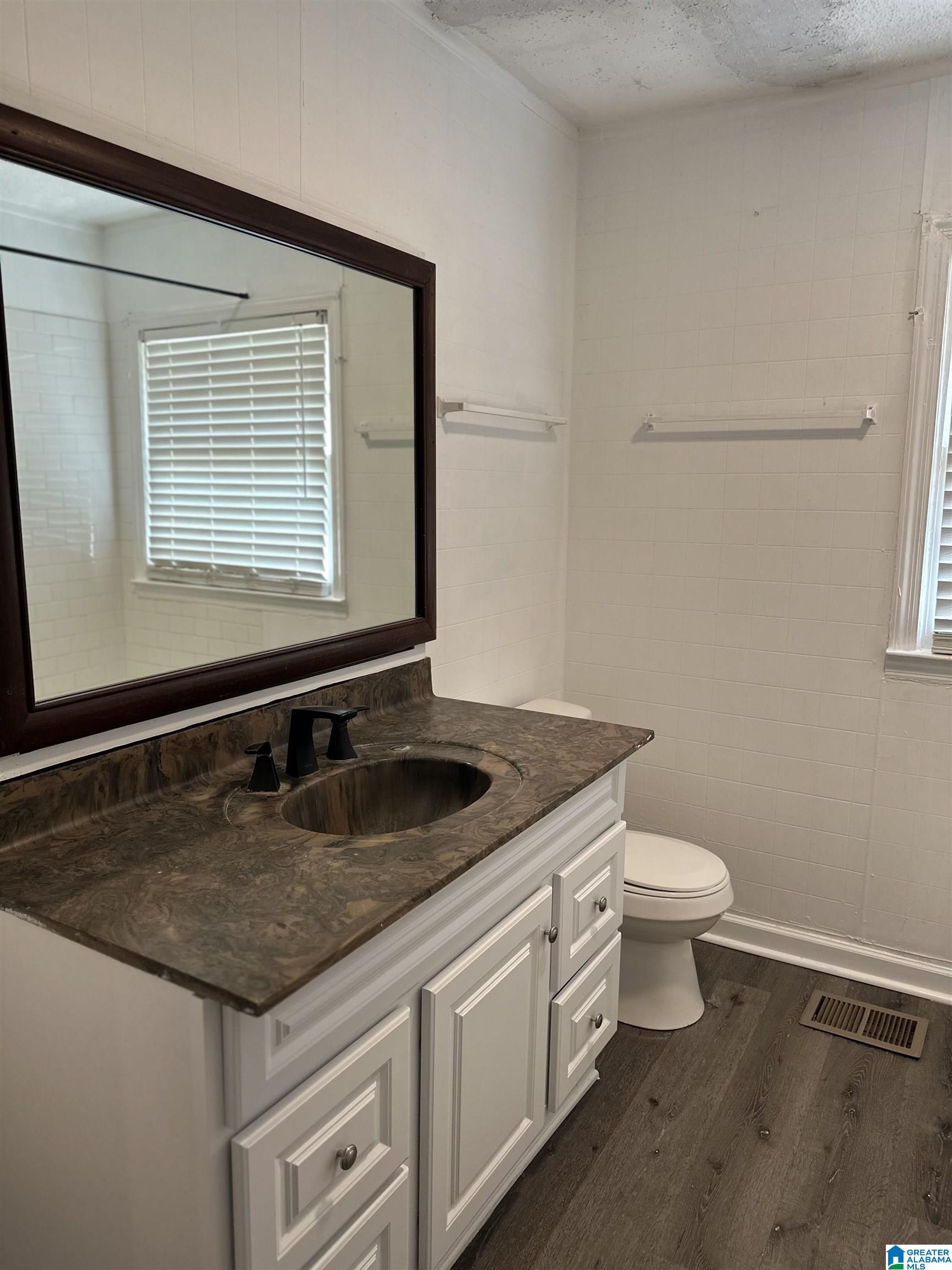 720 23rd Street Southwest Birmingham, AL 35211 - Photo 11 of 12