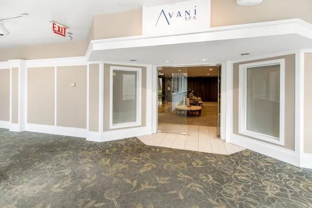 $235,000 | 269 Fontana Boulevard, Unit 570, Fontana, WI 53125