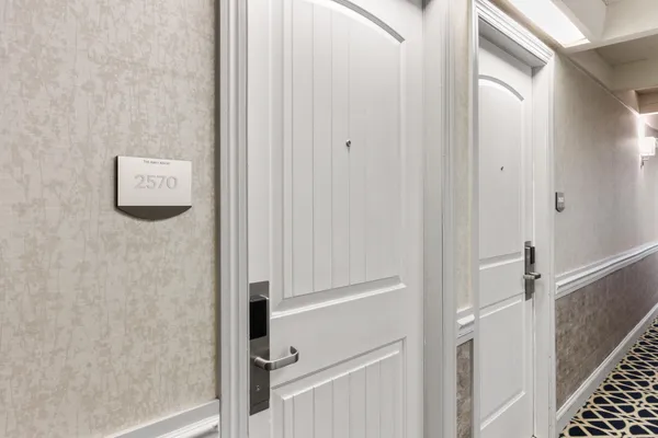 $219,000 | 269 Fontana Boulevard, Unit 2570, Fontana, WI 53125