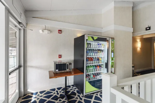 $219,000 | 269 Fontana Boulevard, Unit 2570, Fontana, WI 53125