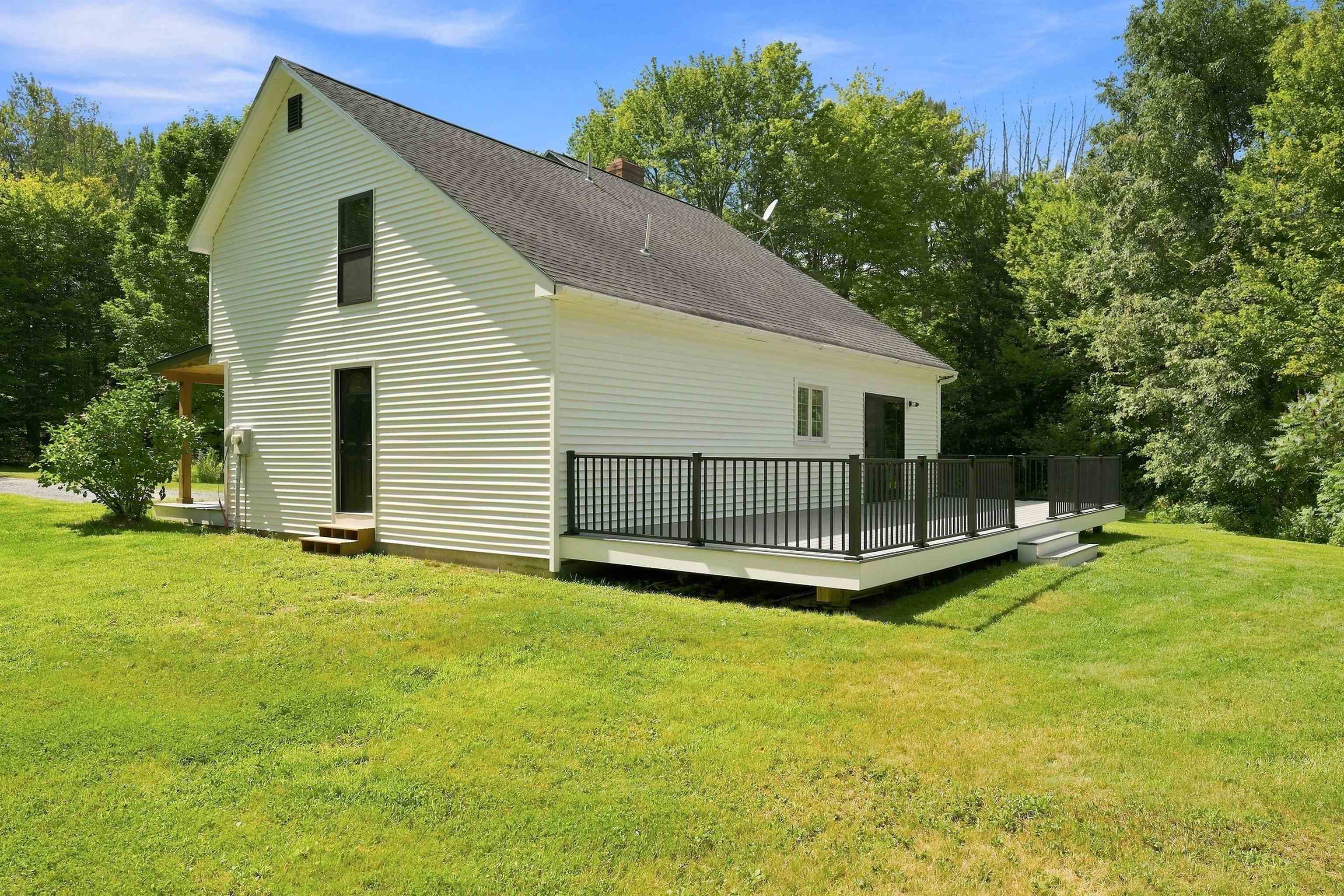 65 Pound Road Wilmot, NH 03287 - Photo 3 of 60 Gallery Image 3