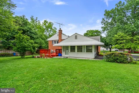 $600,000 | 807 Snider Lane, Silver Spring, MD 20905