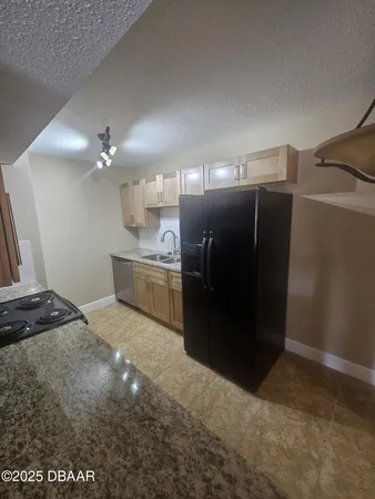 $1,200 | 1600 Big Tree Road, Unit C2, Daytona Beach, FL 32119