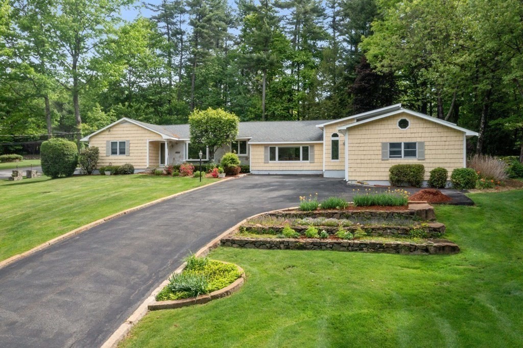 1143 Main Street Dunstable, MA 01827 - Photo 34 of 39 Gallery Image 34
