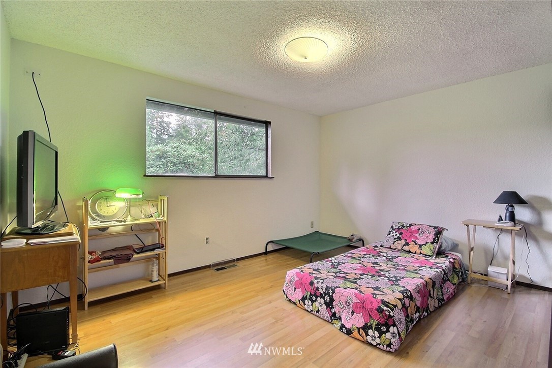 18834 Southeast 134th Place Renton, WA 98059 - Photo 21 of 39 Gallery Image 21
