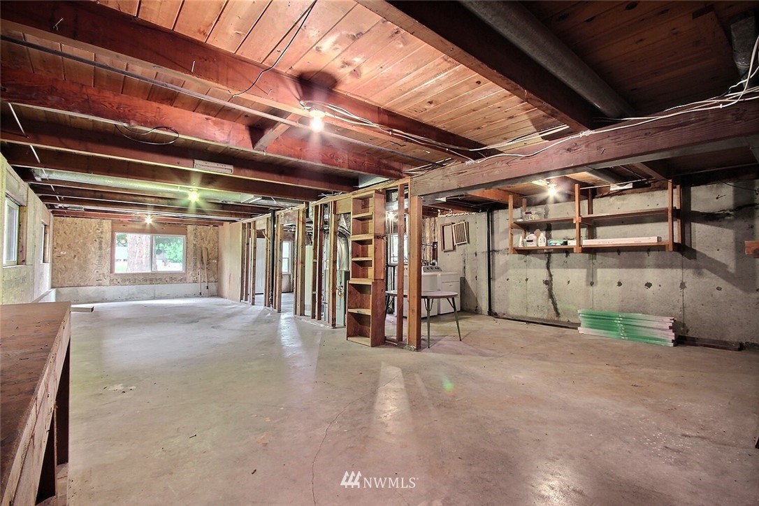 18834 Southeast 134th Place Renton, WA 98059 - Photo 26 of 39 Gallery Image 26
