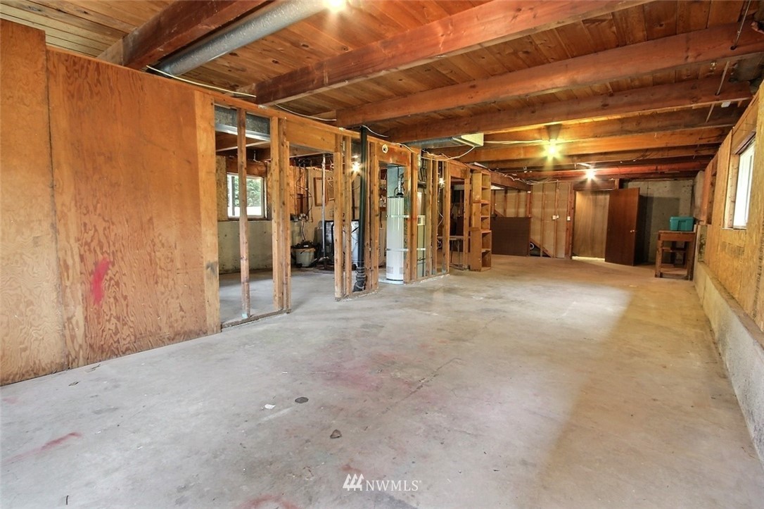 18834 Southeast 134th Place Renton, WA 98059 - Photo 28 of 39 Gallery Image 28