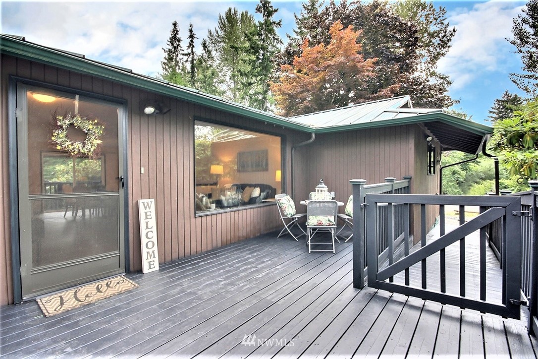 18834 Southeast 134th Place Renton, WA 98059 - Photo 5 of 39 Gallery Image 5