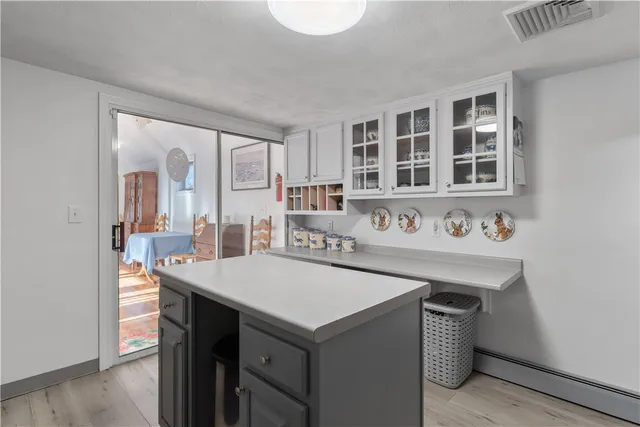 $729,900 | 723 Nooseneck Hill Road, West Greenwich, RI 02817