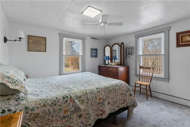 $729,900 | 723 Nooseneck Hill Road, West Greenwich, RI 02817