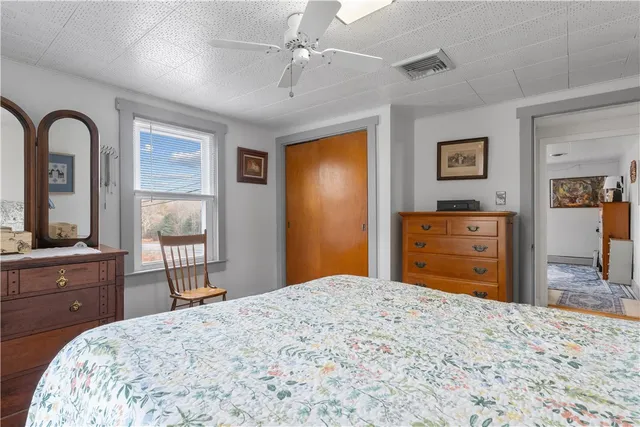 $729,900 | 723 Nooseneck Hill Road, West Greenwich, RI 02817