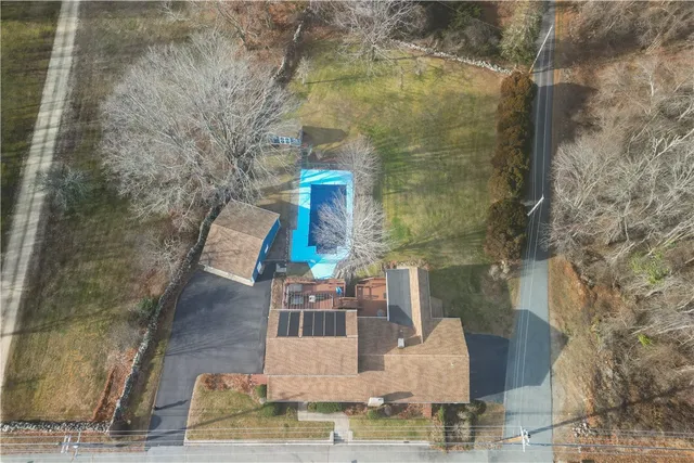 $729,900 | 723 Nooseneck Hill Road, West Greenwich, RI 02817