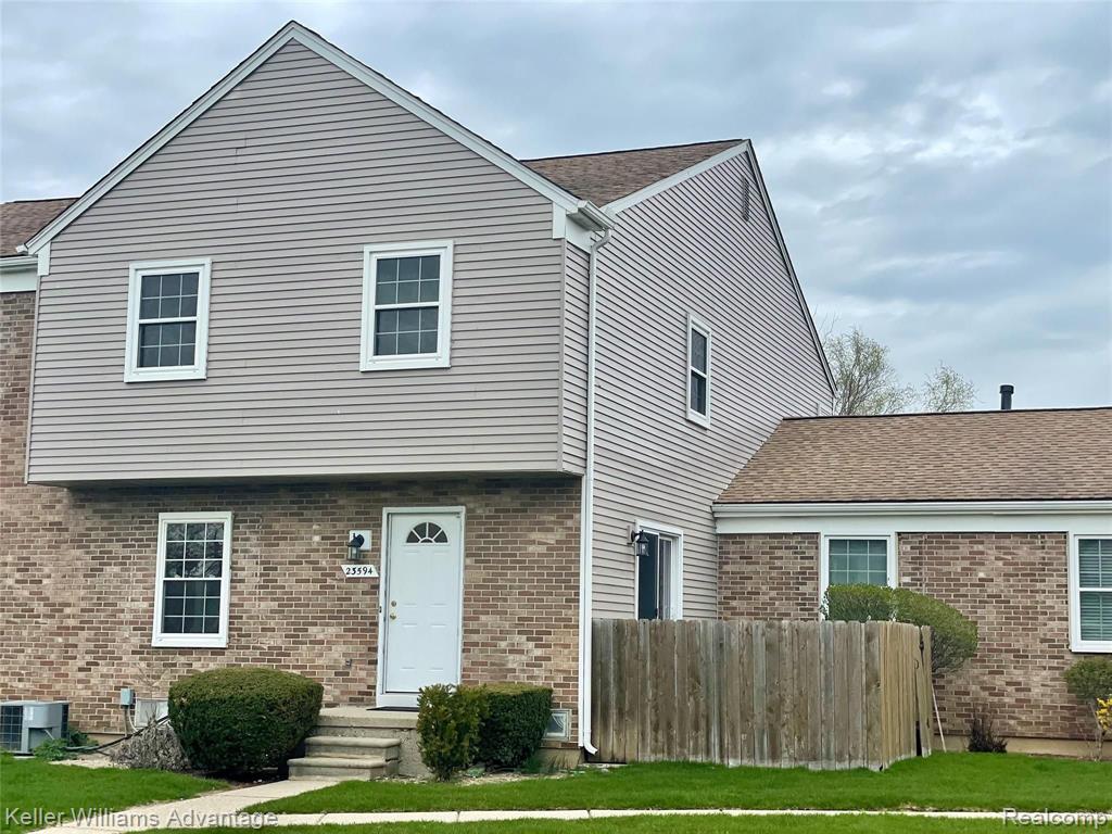 23594 North Rockledge Novi, MI 48375 - Photo 1 of 22