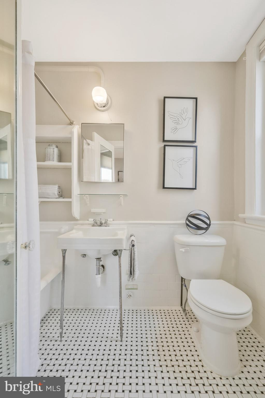 1954 Columbia Road Northwest, Unit 509 Washington, DC 20009 - Photo 20 of 59 Gallery Image 20