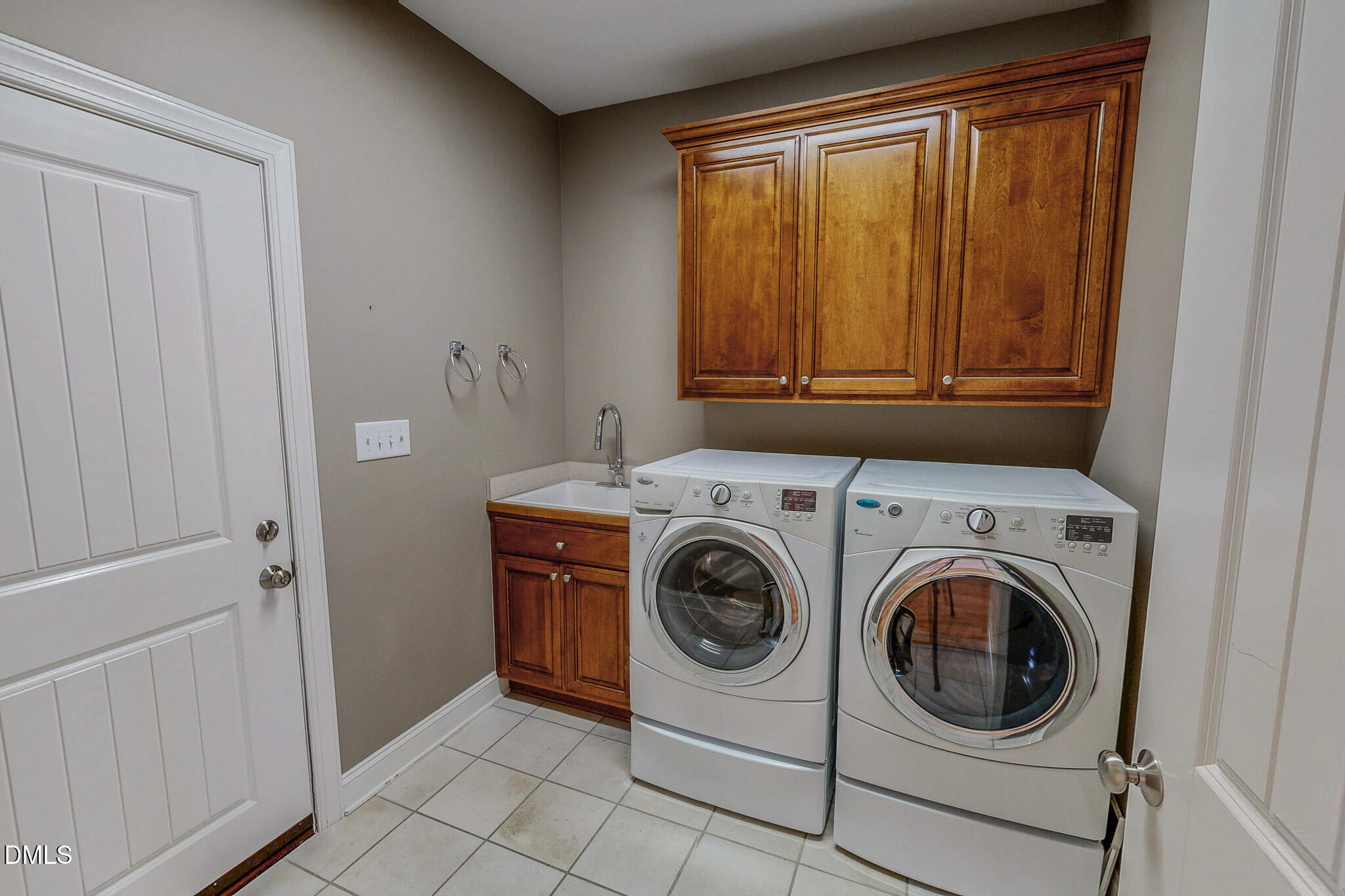 84 MacBeth Lane Roxboro, NC 27574 - Photo 29 of 64 a utility room with dryer and washer