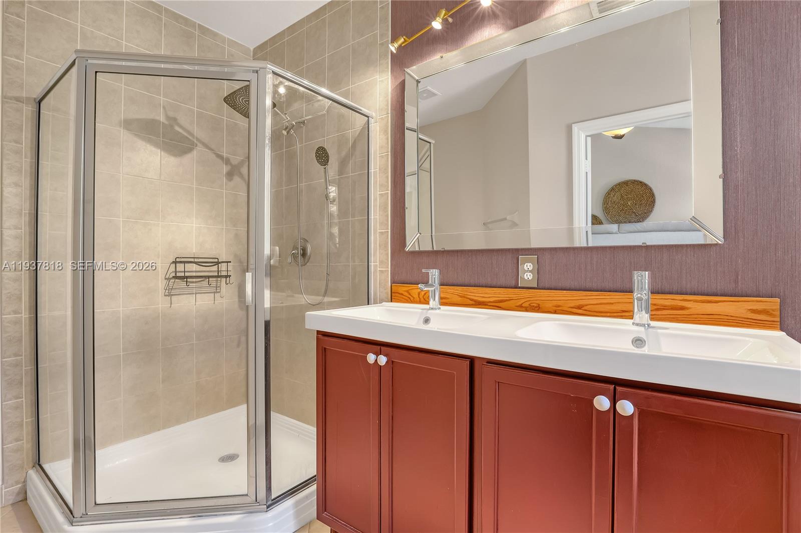 104 Harbors Way Boynton Beach, FL 33435 - Photo 17 of 44