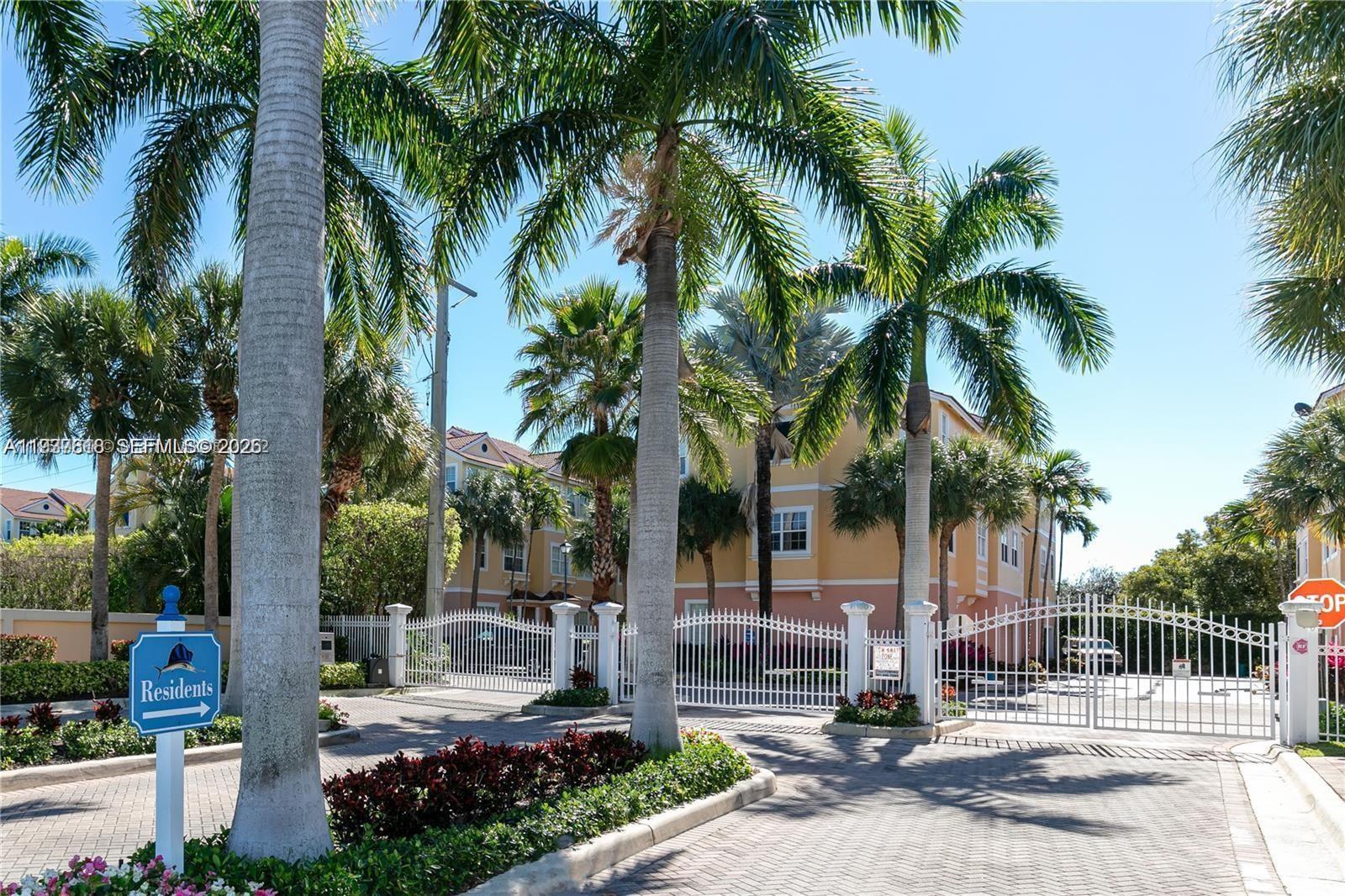 104 Harbors Way Boynton Beach, FL 33435 - Photo 41 of 43