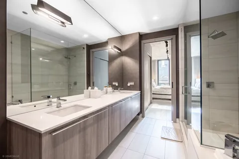 $1,250,000 | 111 South Peoria Street, Unit 309, Chicago, IL 60607