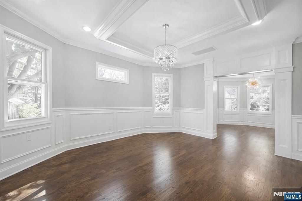 146 Poplar Street Ridgefield Park, NJ 07660 - Photo 4 of 10