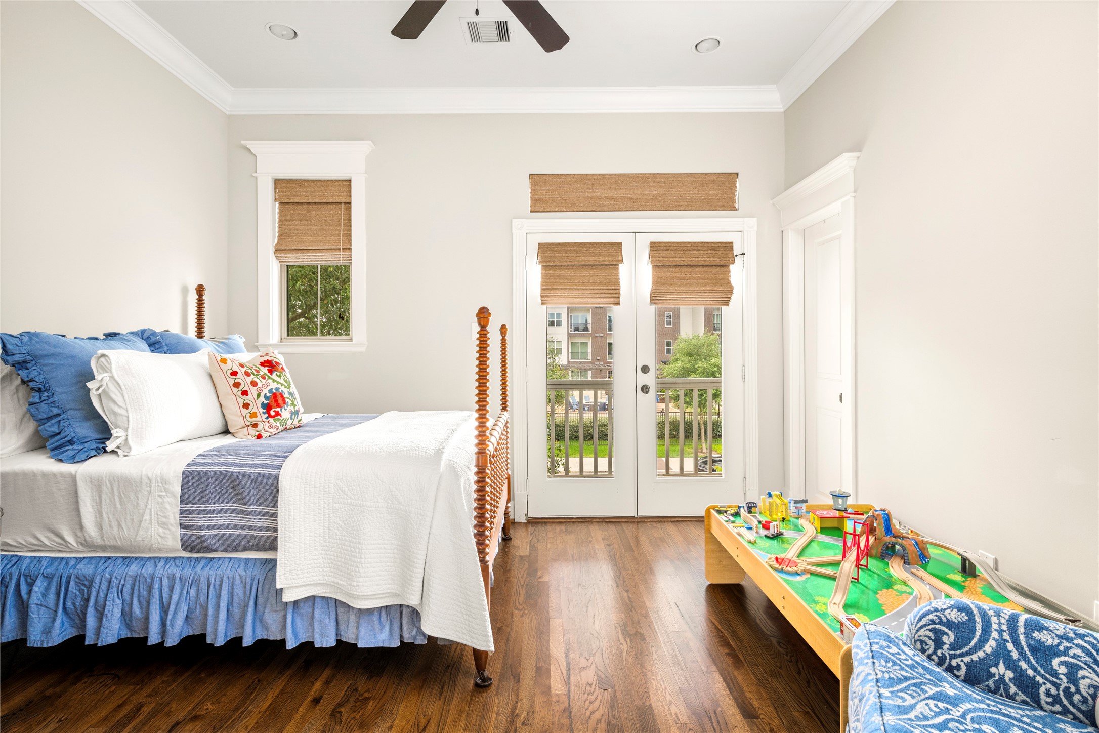 412 West 25th Street Houston, TX 77008 - Photo 31 of 41