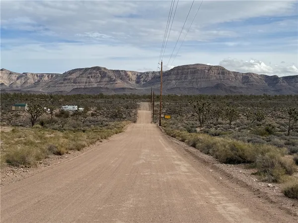 $18,999 | 27335 Pear, Meadview, AZ 86444