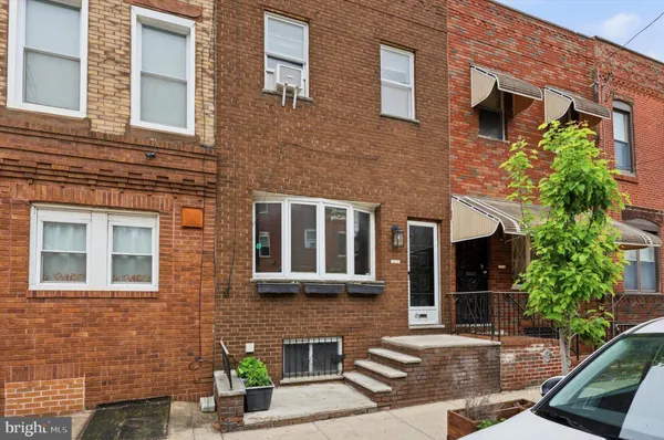 $335,000 | 1108 Wolf Street, Philadelphia, PA 19148