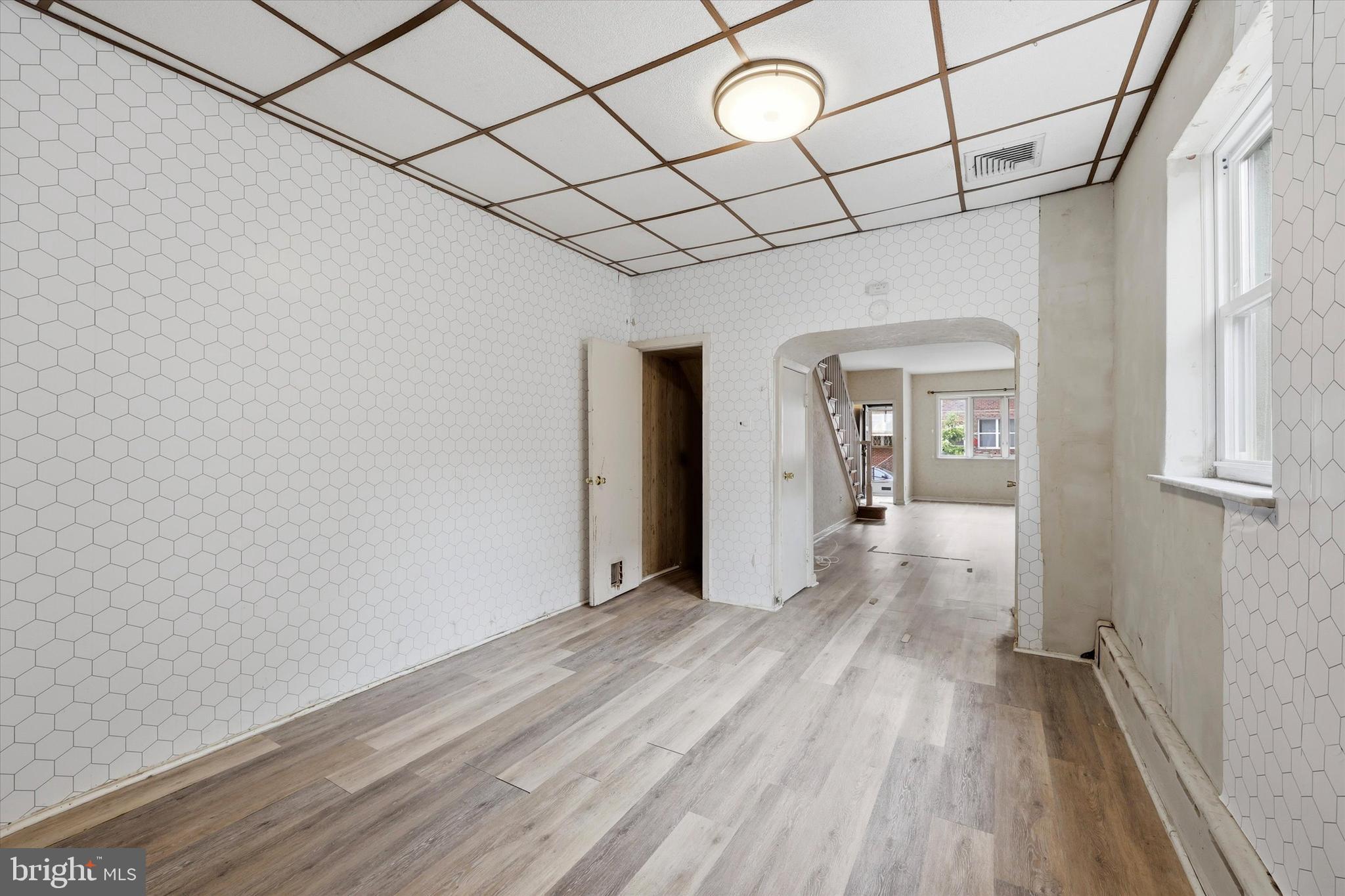 1108 Wolf Street Philadelphia, PA 19148 - Photo 7 of 25 Dining room