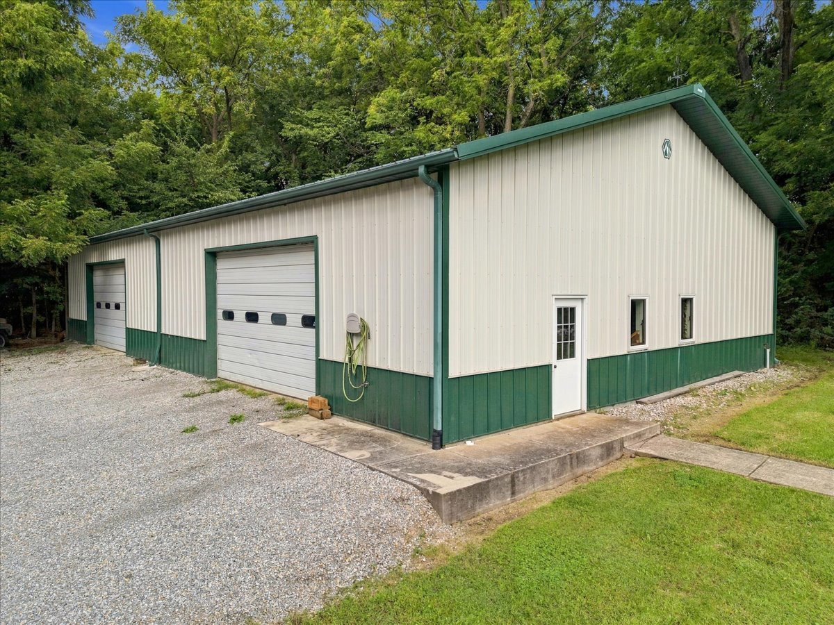 1761 Franklin Road Franklin Grove, IL 61031 - Photo 30 of 43 Gallery Image 30