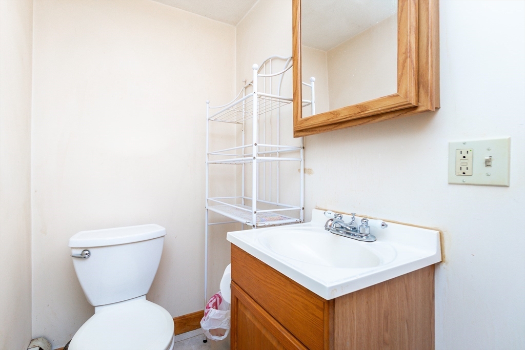 80 Forest Street Saugus, MA 01906 - Photo 21 of 37