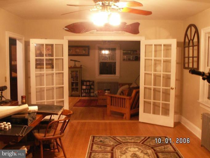 3906 Hess Road Monkton, MD 21111 - Photo 11 of 12 Living Room