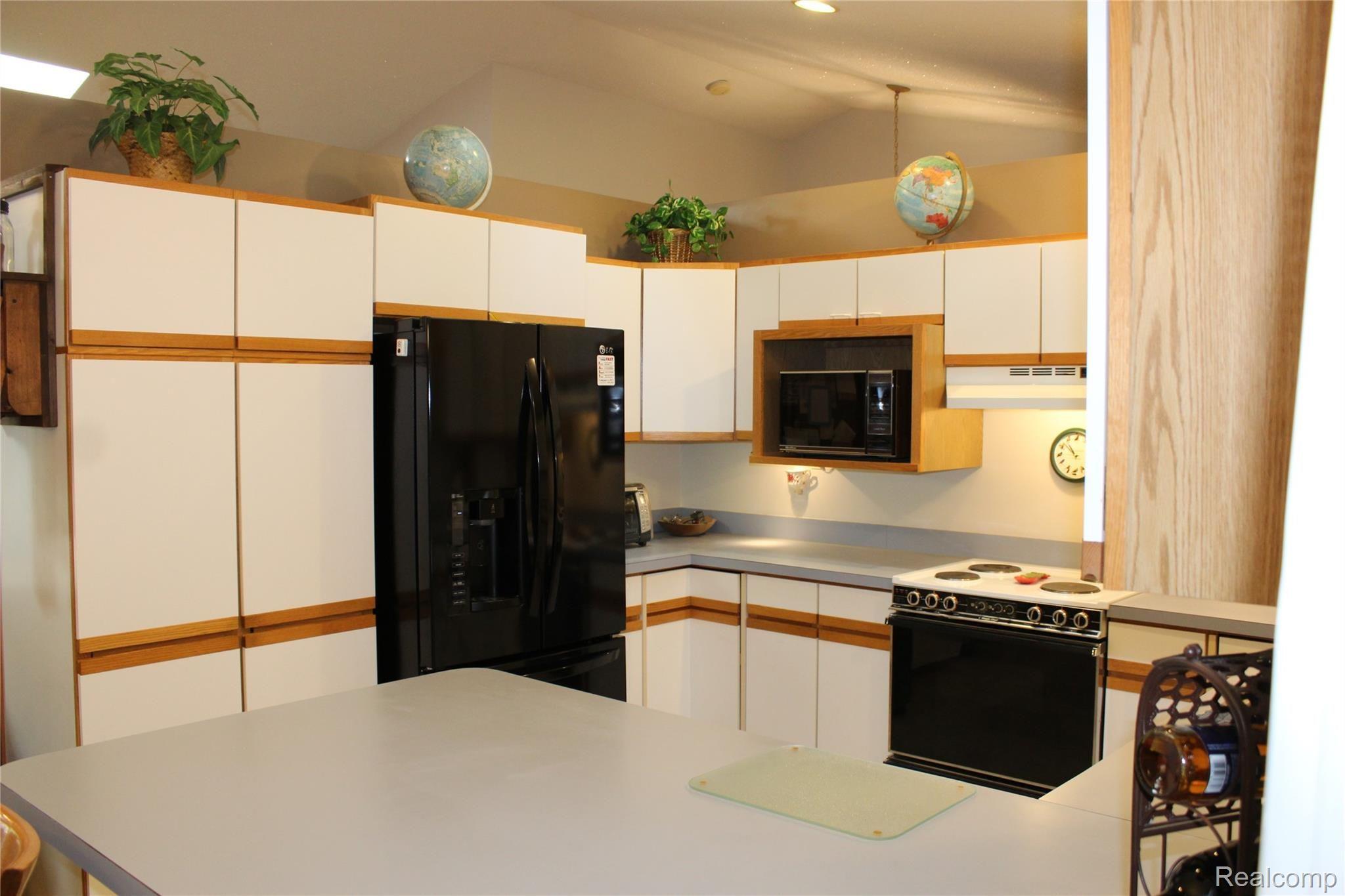 3409 Metamora Road Metamora, MI 48455 - Photo 10 of 34 kitchen 13.JPG
