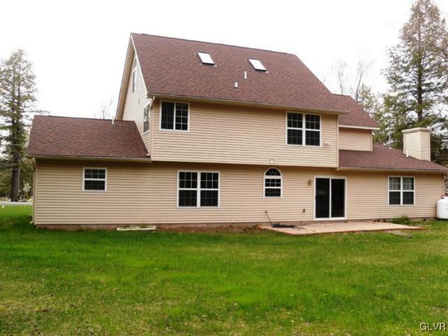 7 Beechwood Road Blakeslee, PA 18610 - Photo 2 of 11 Gallery Image 2