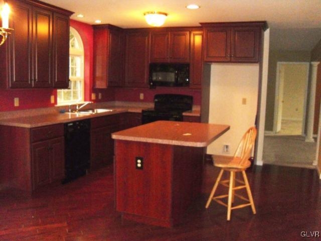 7 Beechwood Road Blakeslee, PA 18610 - Photo 6 of 11 Gallery Image 6