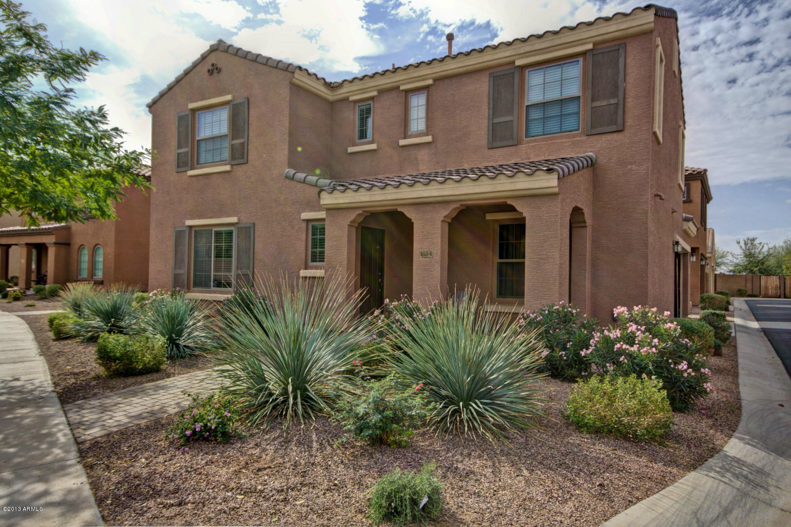 1654 South Martingale Road Gilbert, AZ 85295 - Photo 2 of 52 Martingale (2)