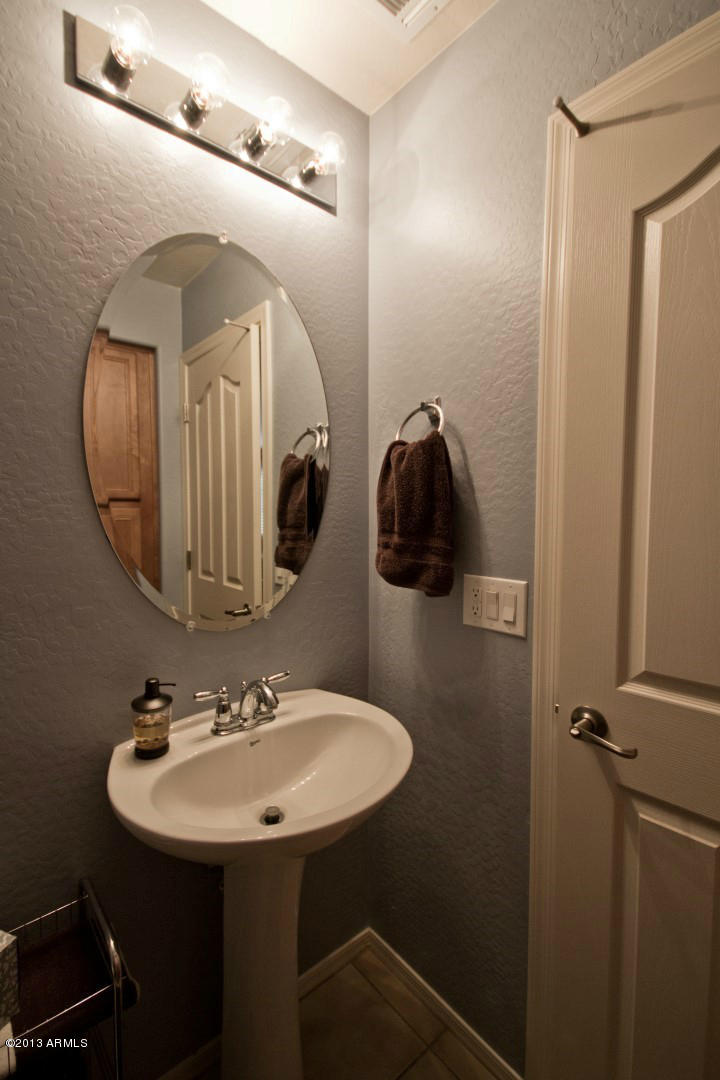 1654 South Martingale Road Gilbert, AZ 85295 - Photo 21 of 52 Martingale (21)