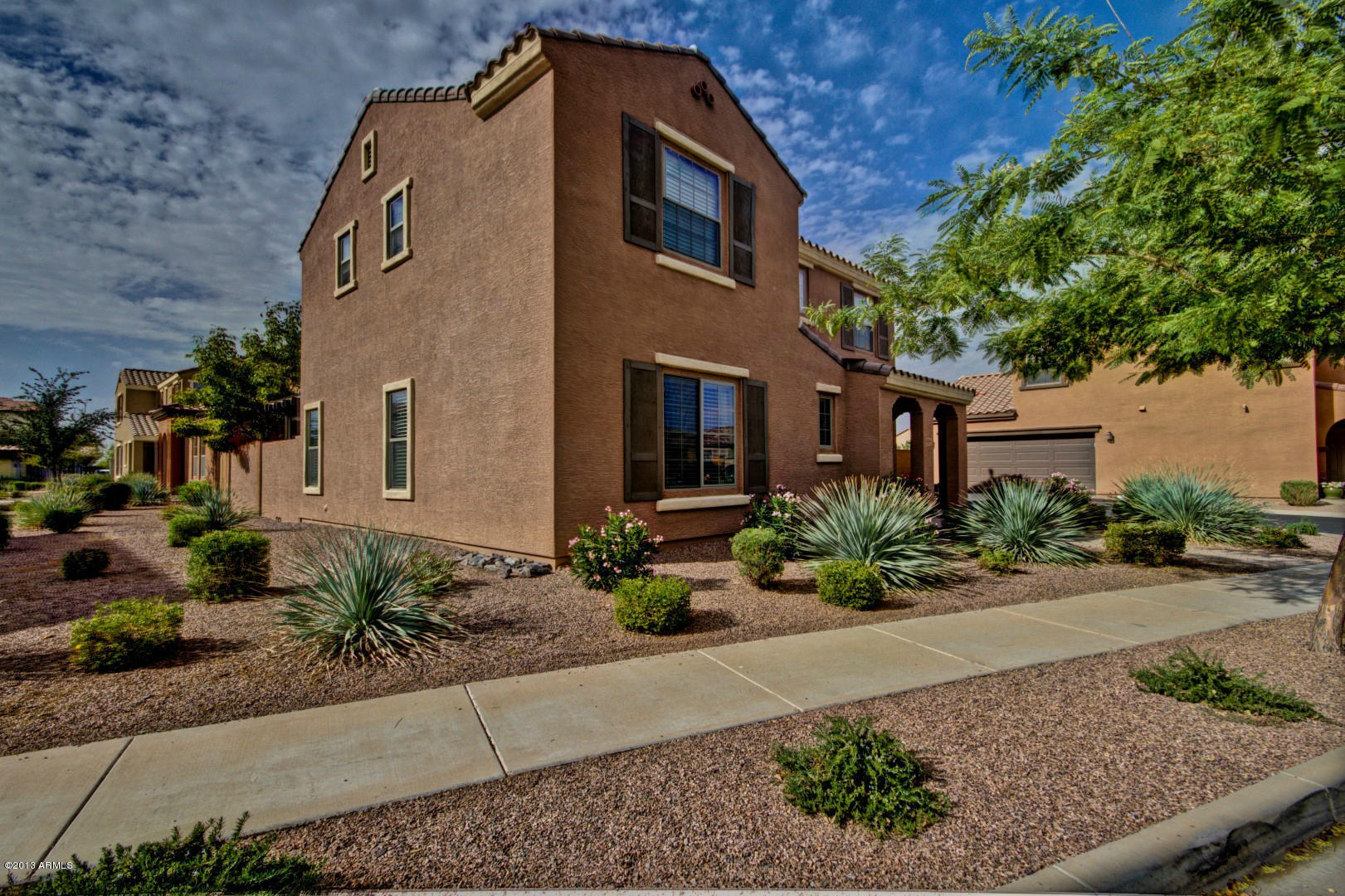 1654 South Martingale Road Gilbert, AZ 85295 - Photo 3 of 52 Martingale (3)