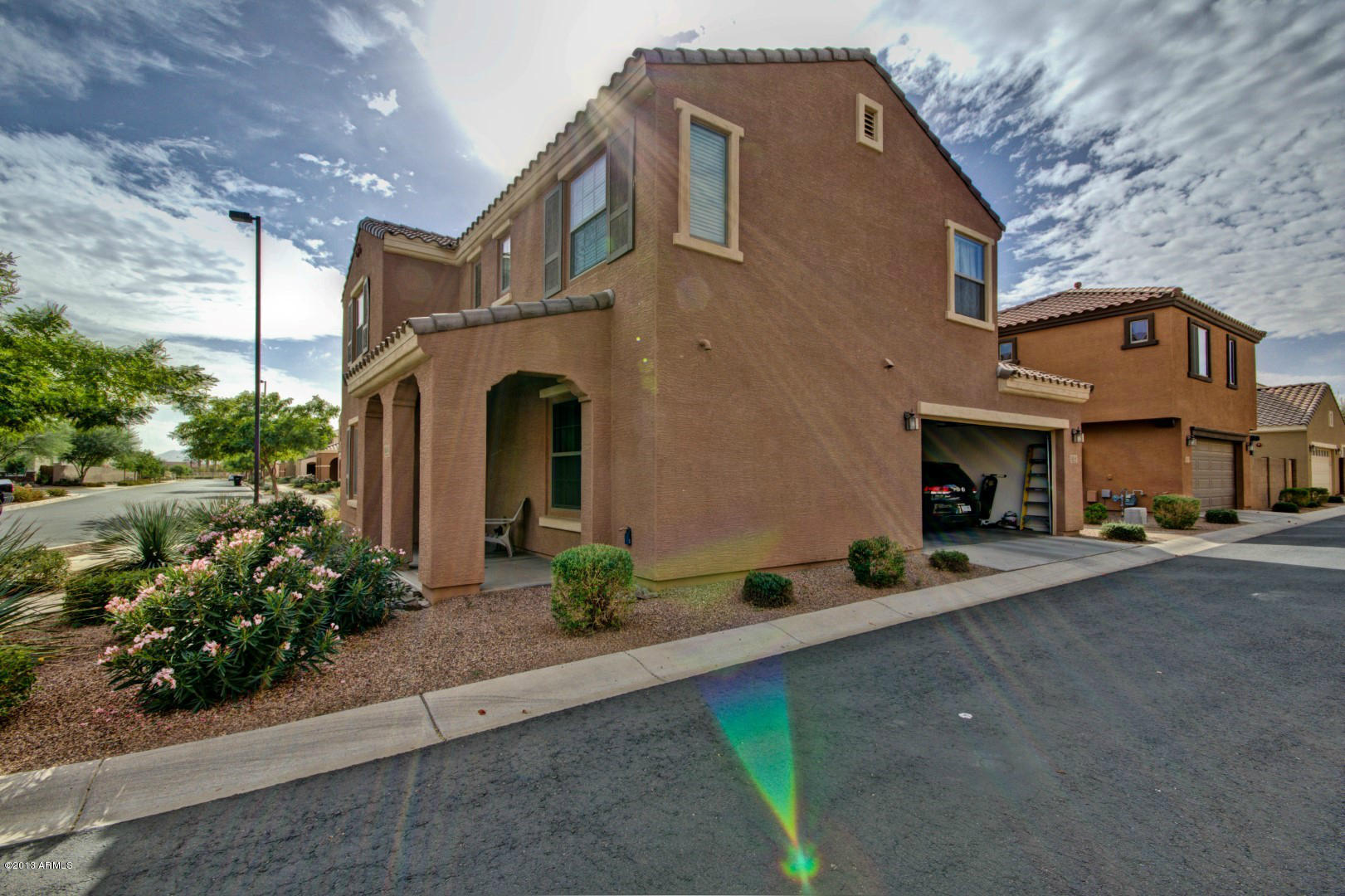 1654 South Martingale Road Gilbert, AZ 85295 - Photo 4 of 52 Martingale (4)