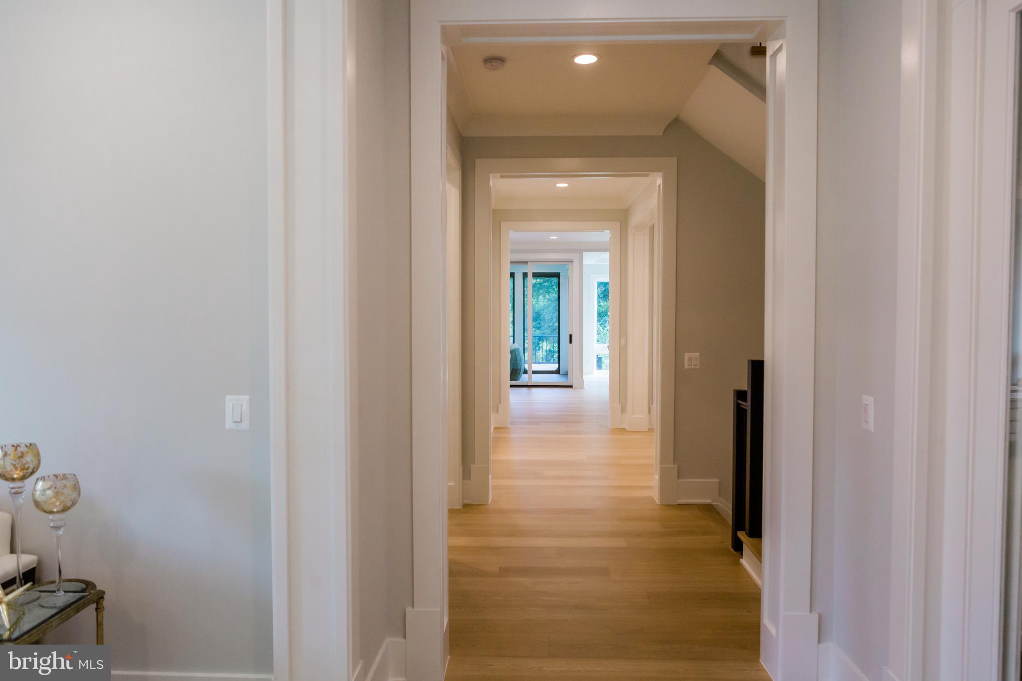 1101 Clover Drive McLean, VA 22101 - Photo 20 of 54 Main level