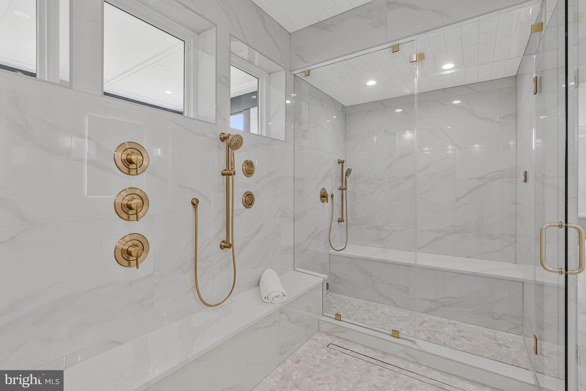 1101 Clover Drive McLean, VA 22101 - Photo 40 of 54 French Bath