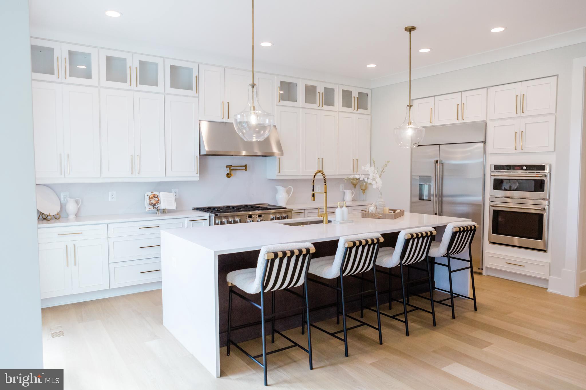1101 Clover Drive McLean, VA 22101 - Photo 10 of 54 Kitchen