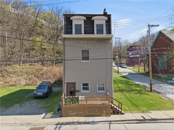 $84,900 | 2102 North Charles Street, Pittsburgh, PA 15214